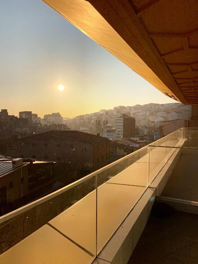 The Y Istanbul Suites Exterior photo