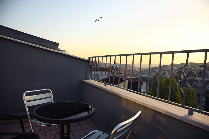 The Y Istanbul Suites Exterior photo